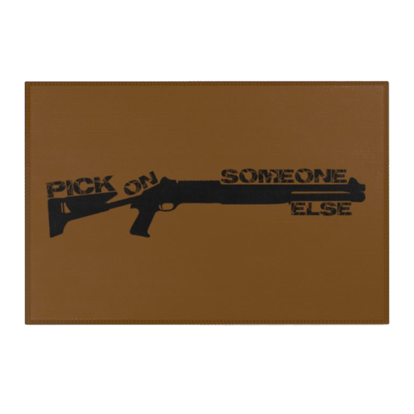 PICK ON SHOTGUN BROWN RUG